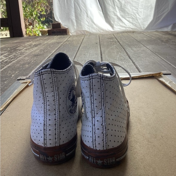 Converse white and brown casual high top dots and faux wood souls, size 5 - Picture 5 of 9
